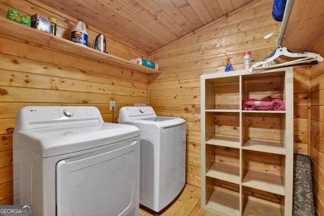 1183 Bear Paw Trail, Blue Ridge, GA 30513