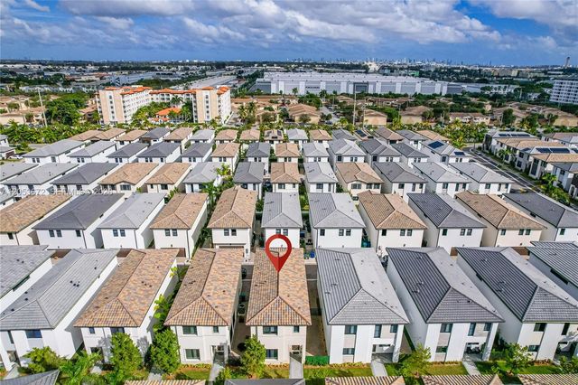 4374 NW 81st Ave, Doral, FL 33166
