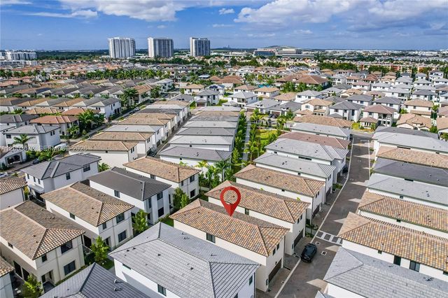4374 NW 81st Ave, Doral, FL 33166
