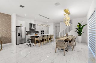 4374 NW 81st Ave, Doral, FL 33166