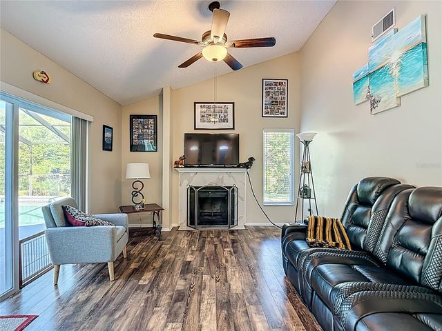 15110 NATUREWALK DRIVE, Tampa, FL 33624