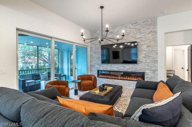 16907 FAIRGROVE WAY # 201, Naples, FL 34110