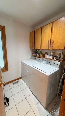 701 Airfield Lane, Midland, MI 48642