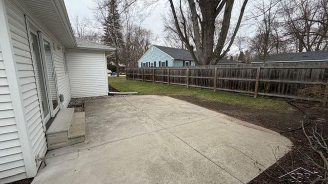 701 Airfield Lane, Midland, MI 48642
