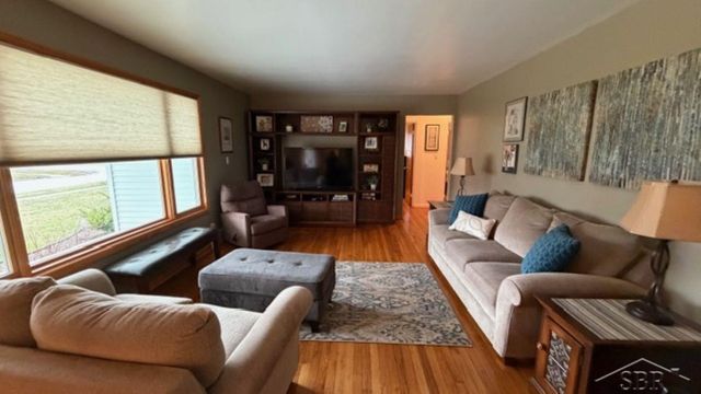 701 Airfield Lane, Midland, MI 48642