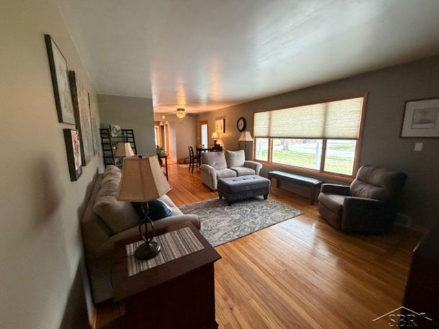 701 Airfield Lane, Midland, MI 48642