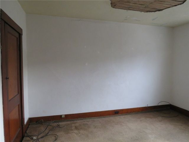 407 Linnview Ave, Carrick, PA 15210