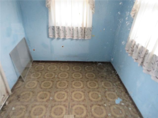 407 Linnview Ave, Carrick, PA 15210