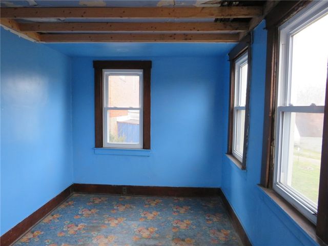 407 Linnview Ave, Carrick, PA 15210