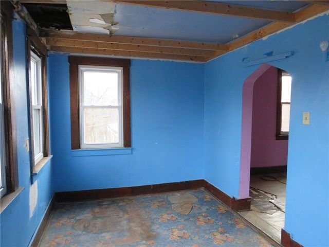 407 Linnview Ave, Carrick, PA 15210