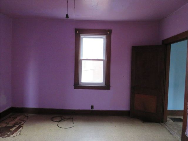 407 Linnview Ave, Carrick, PA 15210