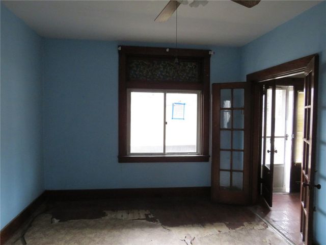 407 Linnview Ave, Carrick, PA 15210