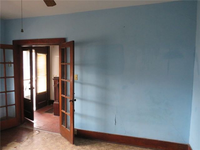 407 Linnview Ave, Carrick, PA 15210