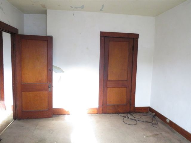 407 Linnview Ave, Carrick, PA 15210