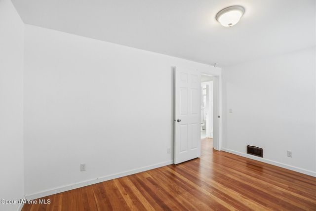 1020 Mill St, Wardner, ID 83837