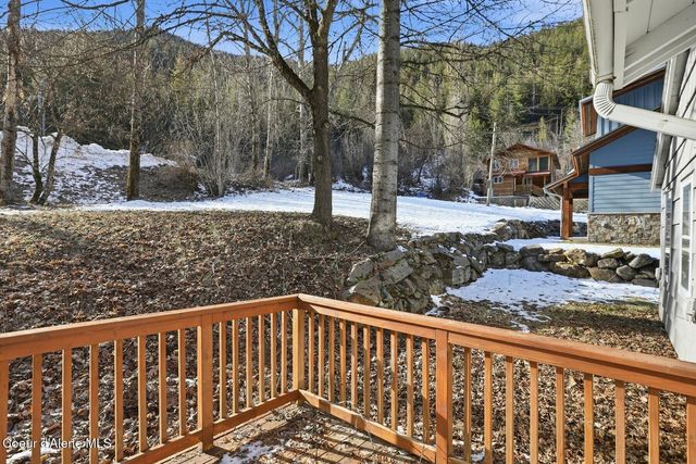 1020 Mill St, Wardner, ID 83837