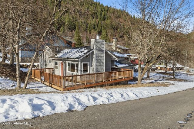 1020 Mill St, Wardner, ID 83837