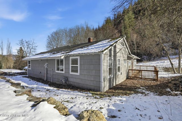 1020 Mill St, Wardner, ID 83837