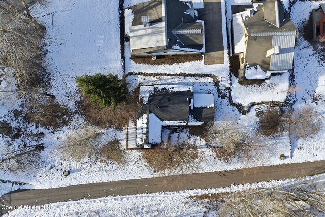 1020 Mill St, Wardner, ID 83837