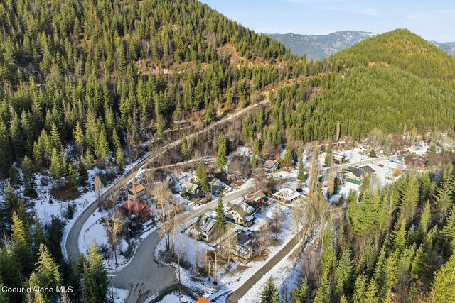 1020 Mill St, Wardner, ID 83837