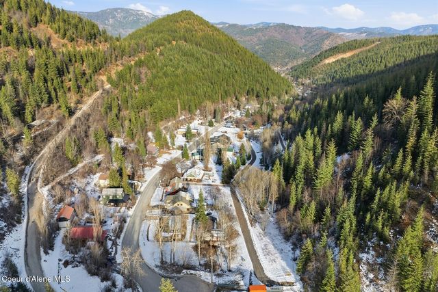 1020 Mill St, Wardner, ID 83837