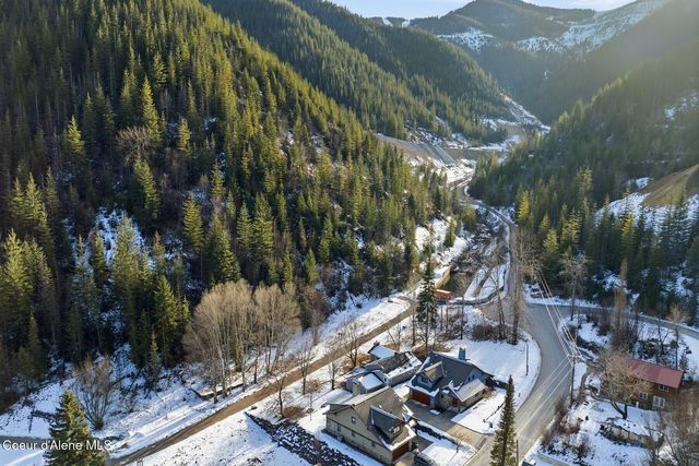 1020 Mill St, Wardner, ID 83837