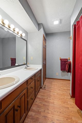 36 TIMBERLY Drive, Greentown, IN 46936