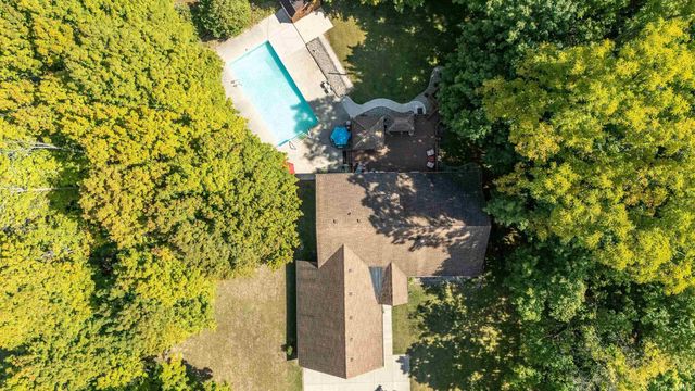 36 TIMBERLY Drive, Greentown, IN 46936