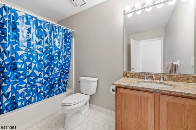 14 Braemar Dr, Rockaway Twp., NJ 07866