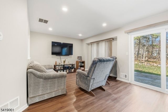 14 Braemar Dr, Rockaway Twp., NJ 07866