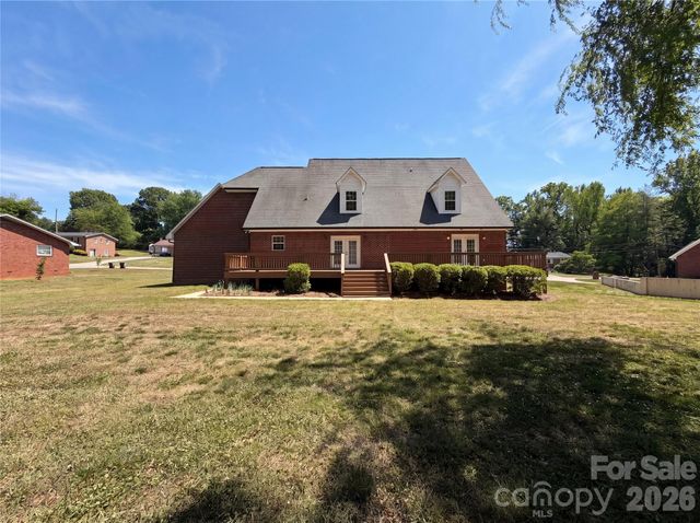 134 Springway Drive, Kannapolis, NC 28081