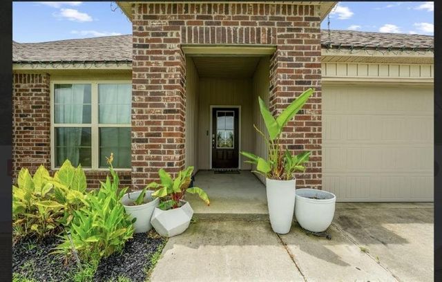 8123 Kinslee Lane, Iowa, LA 70647