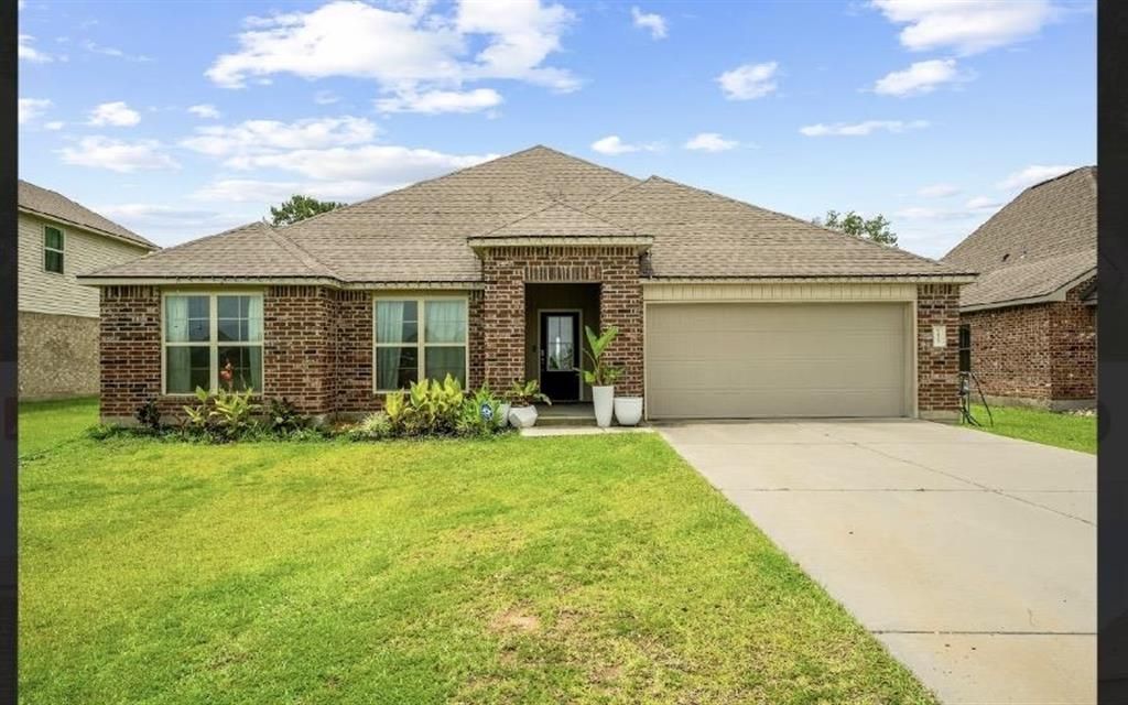 8123 Kinslee Lane, Iowa, LA 70647