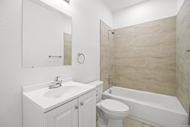 138 Ware Blvd Unit 1203, San Antonio, TX 78221