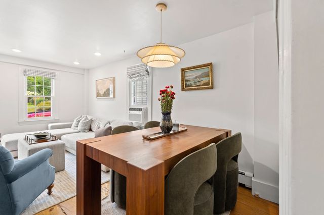 16 Warren St 16, Newburyport, MA 01950
