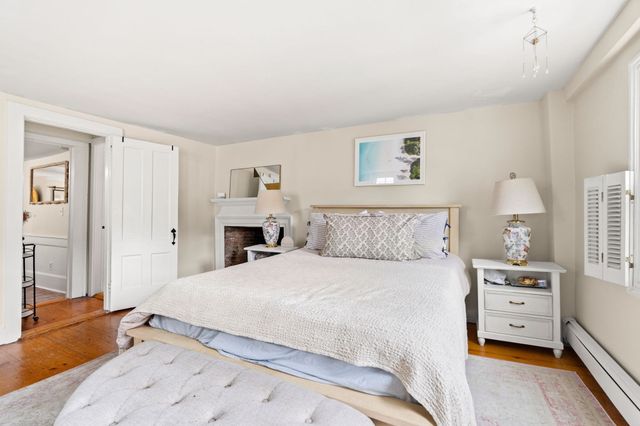 16 Warren St 16, Newburyport, MA 01950