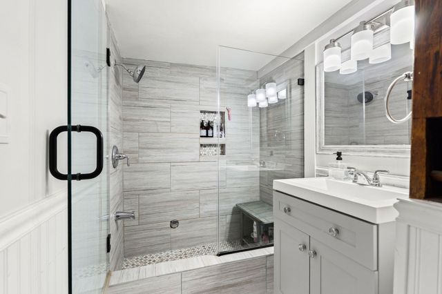 16 Warren St 16, Newburyport, MA 01950