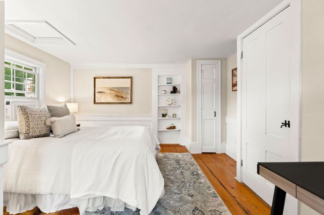 16 Warren St 16, Newburyport, MA 01950