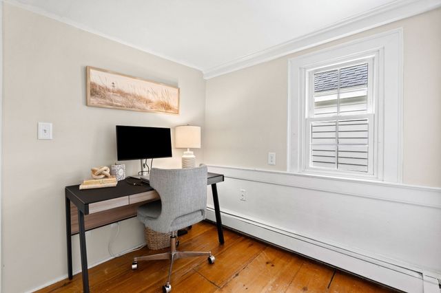 16 Warren St 16, Newburyport, MA 01950