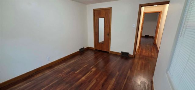 156 Oakland Ave, Uniontown, PA 15401