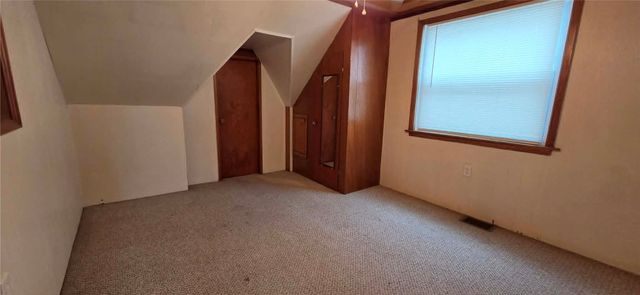 156 Oakland Ave, Uniontown, PA 15401