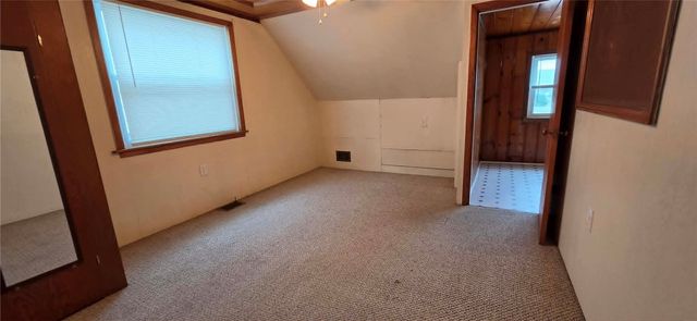 156 Oakland Ave, Uniontown, PA 15401