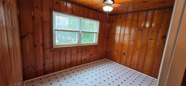 156 Oakland Ave, Uniontown, PA 15401