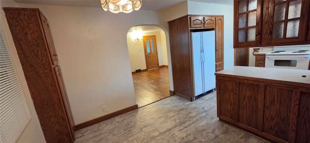156 Oakland Ave, Uniontown, PA 15401