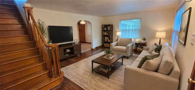 156 Oakland Ave, Uniontown, PA 15401