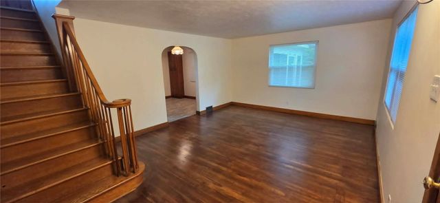 156 Oakland Ave, Uniontown, PA 15401