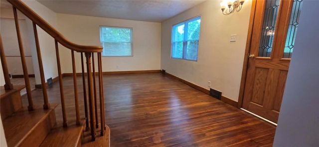 156 Oakland Ave, Uniontown, PA 15401