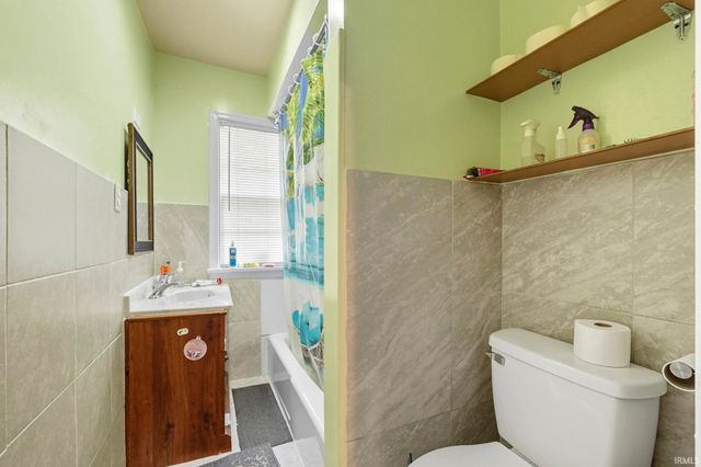 3912 N Clinton Street, Fort Wayne, IN 46805