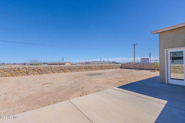 948 Orangetip Drive, Horizon City, TX 79928