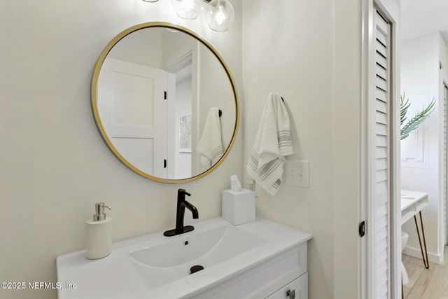 115 15TH Avenue S B, Jacksonville Beach, FL 32250